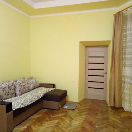 Apartment Ak. Kuchera Street Львов Экстерьер фото