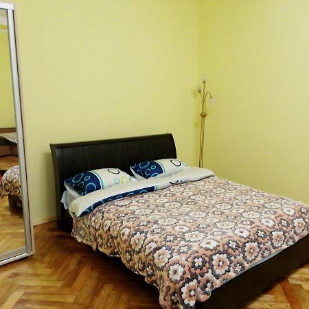 Apartment Ak. Kuchera Street Львов Экстерьер фото