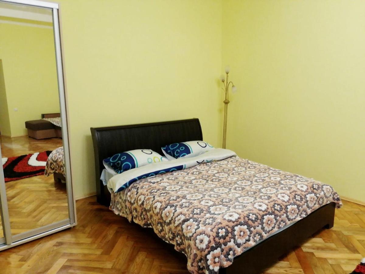 Apartment Ak. Kuchera Street Львов Экстерьер фото
